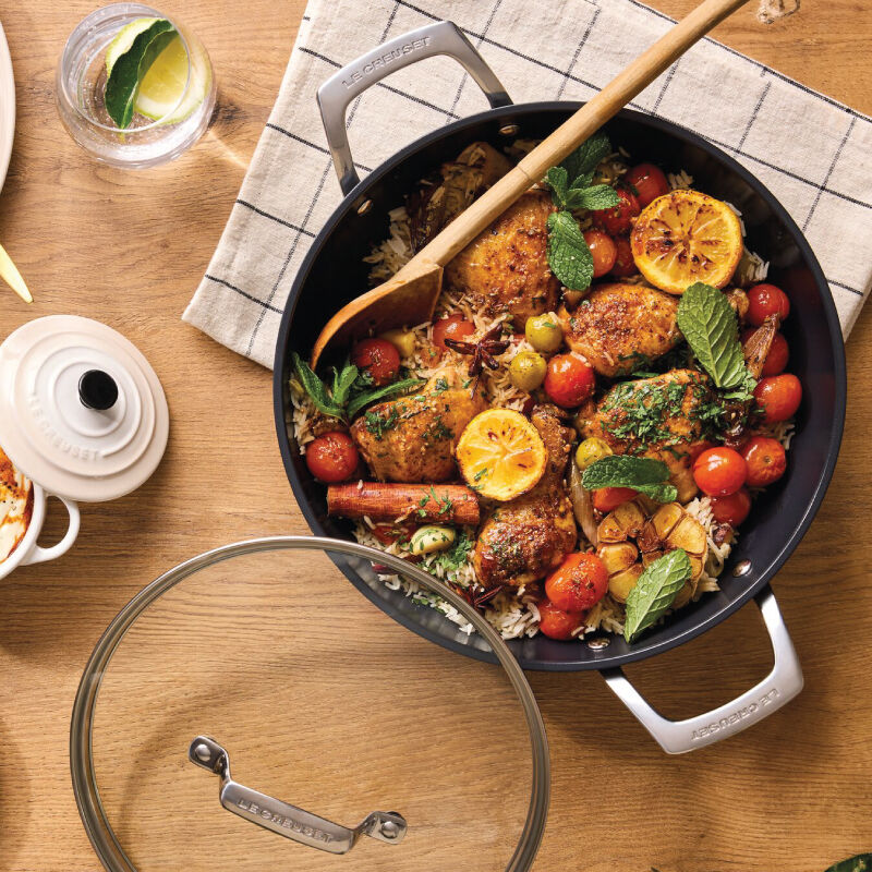 Essential Non-stick Ceramic Shallow Braiser with Glass Lid - Image 2