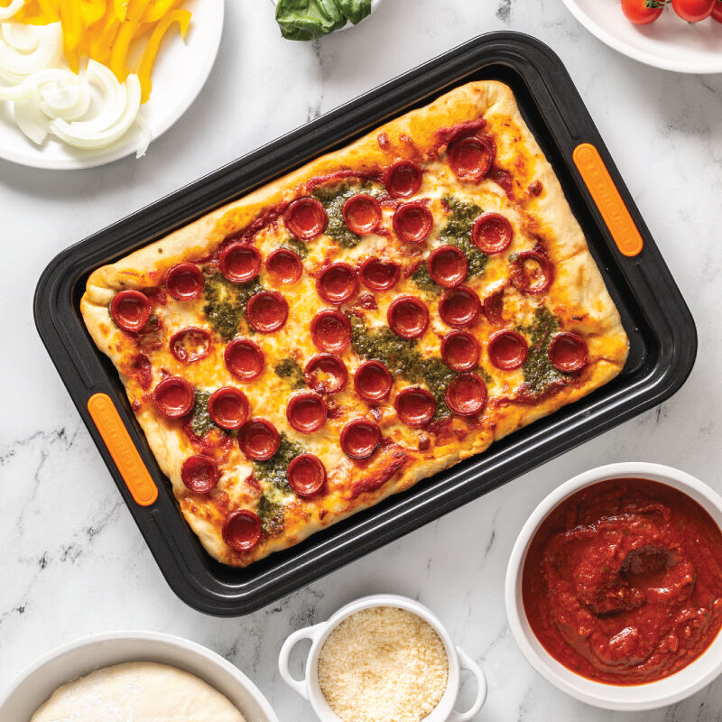 Non-stick Metal Bakeware 2-Piece Sheet Pan Set - Image 6